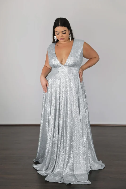 Friends and Family Sale party-ready dressSabrina Stretch Shimmer Gown - Crystal White