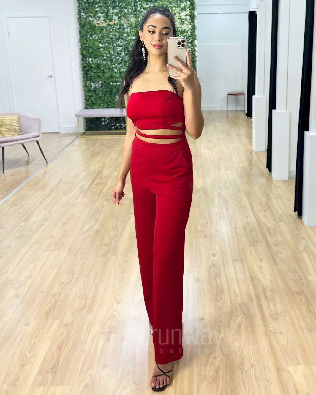 Can't Miss casual shift dressNicole Jumpsuit - Red